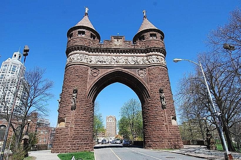 Soldiers and Sailors Memorial Arch