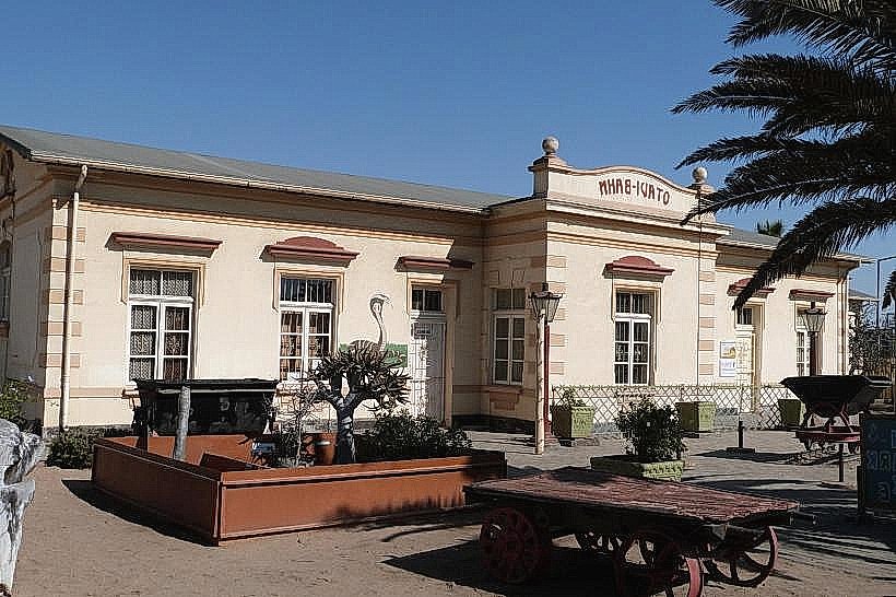 Otavi-Bahnhof (OMEG-Haus)