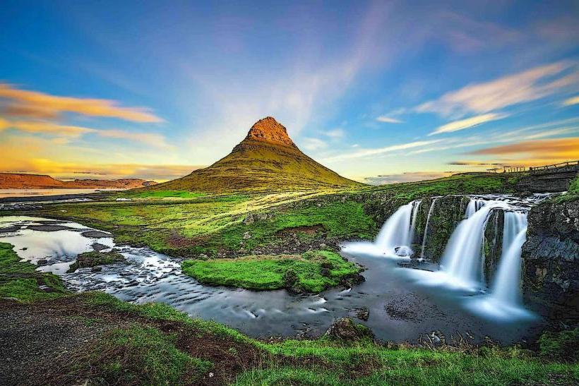 Kirkjufell Mountain