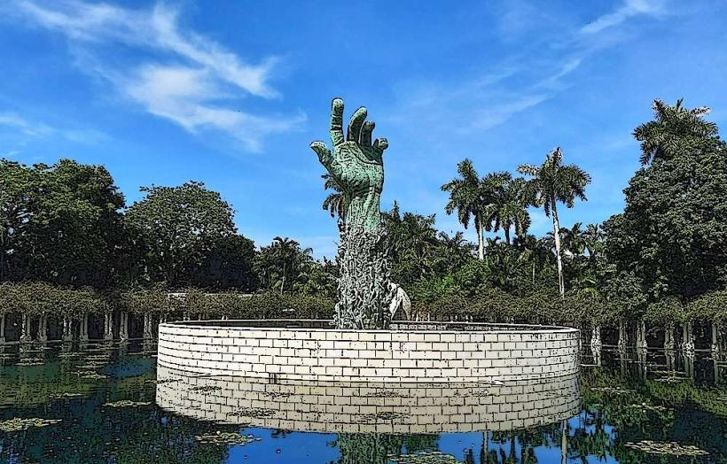 Holocaust Memorial Miami Beach