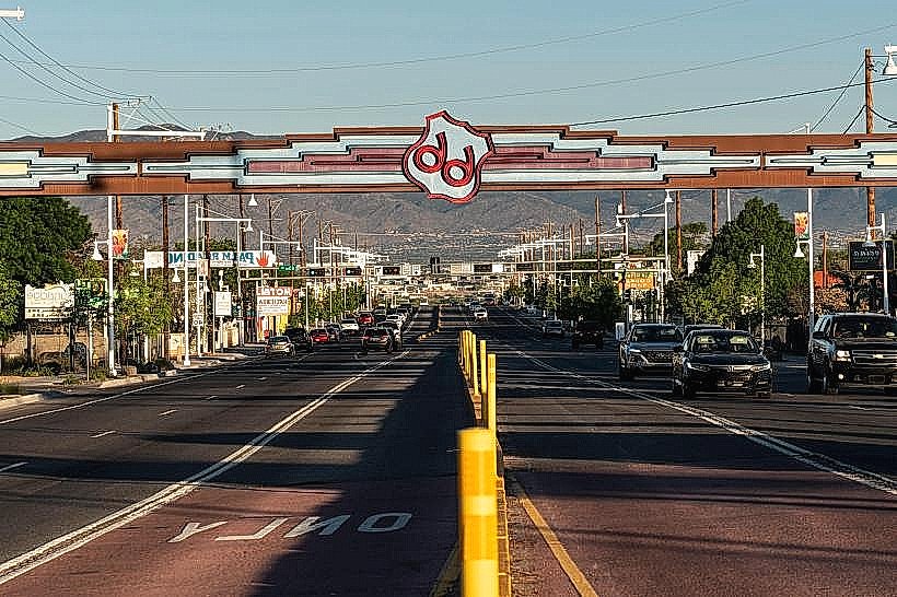 Historic Route 66 / Central Avenue