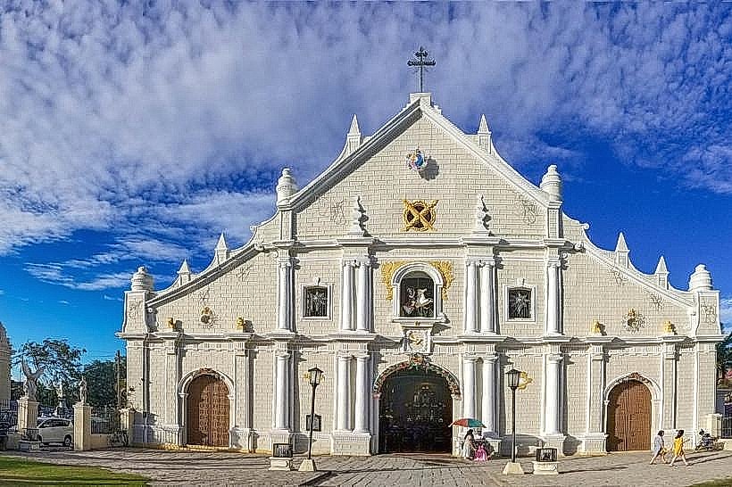 Vigan Cathedral (Metropolitan Cathedral of the Conversion of St. Paul the Apostle)