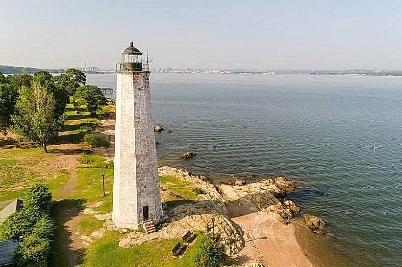 Lighthouse Point Park