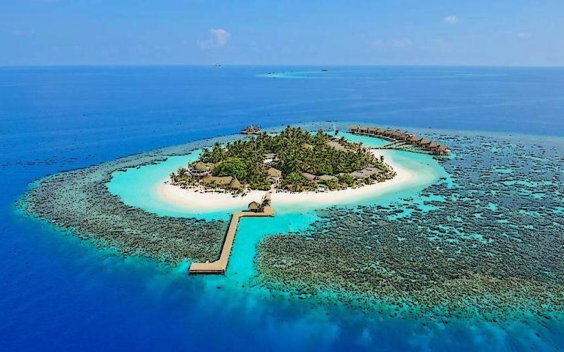 Kandolhu Island Resort