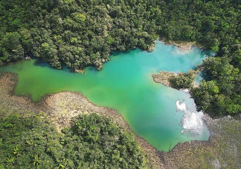 Five Blues Lake National Park