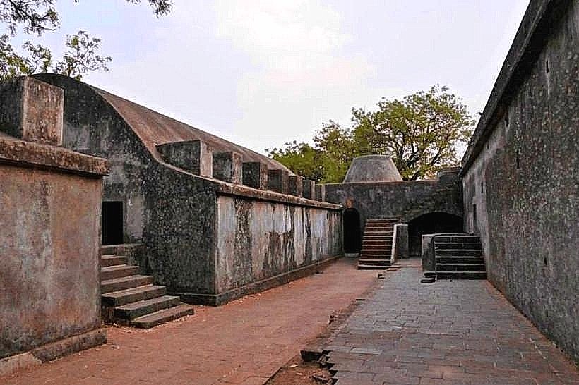Sewri Fort