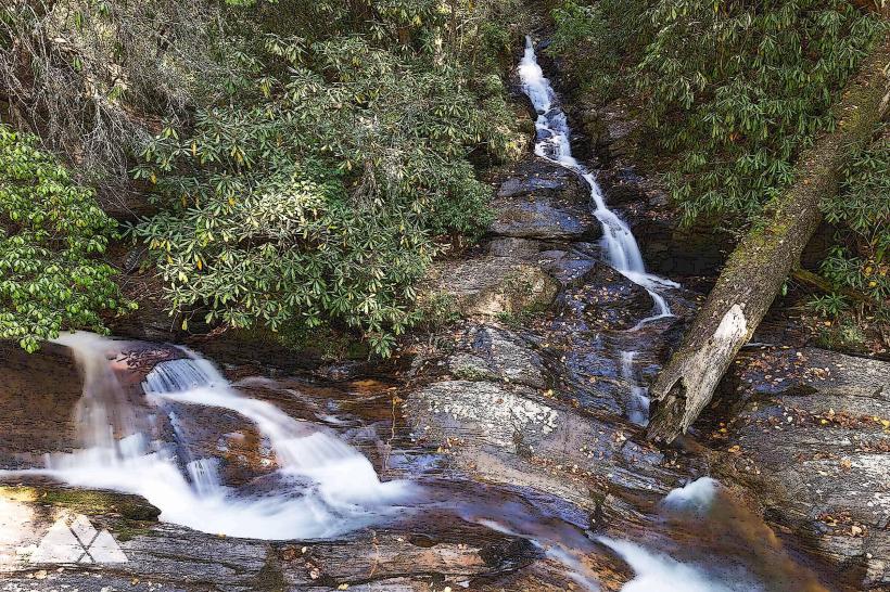 Dukes Creek Falls