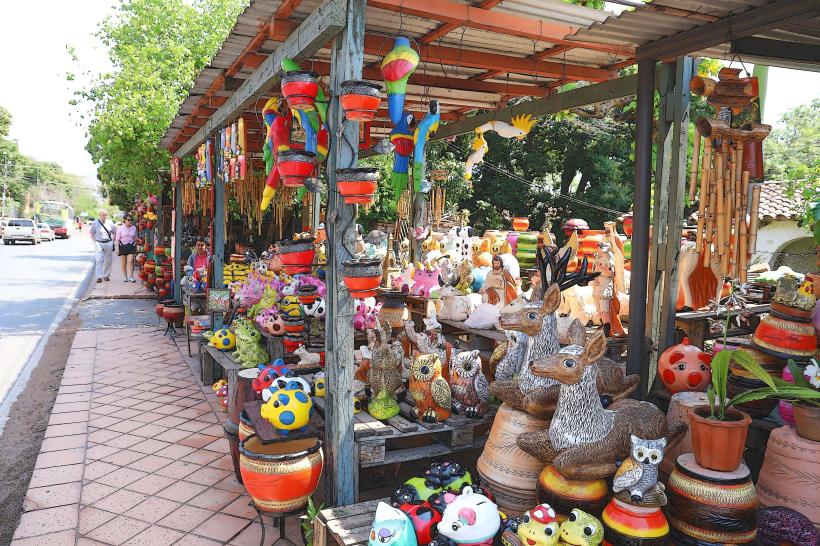 Paseo de los Artesanos