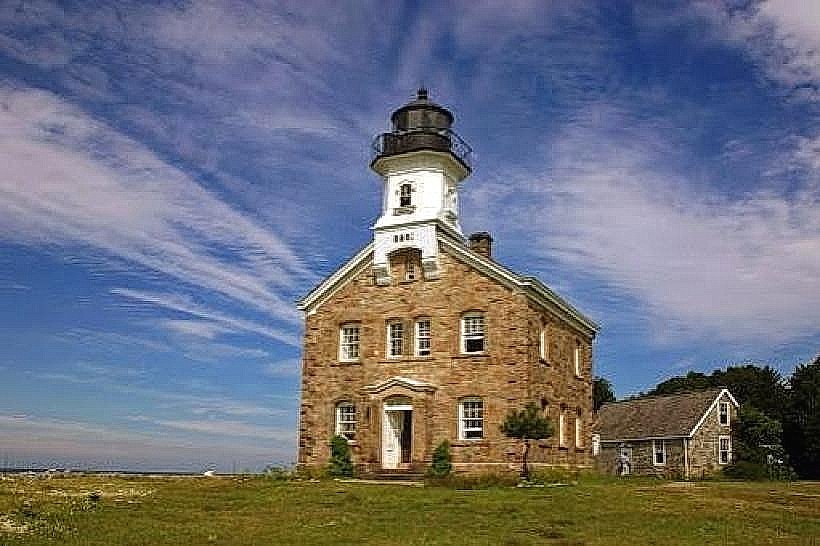 Sheffield Island Lighthouse
