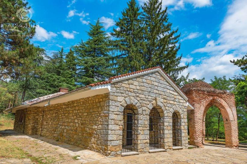 Kazanlak Thracian Tomb