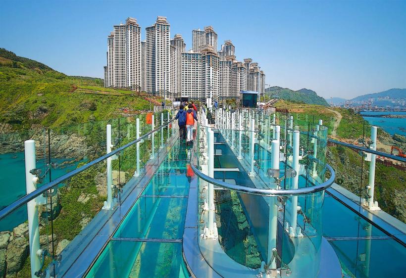 Oryukdo Skywalk