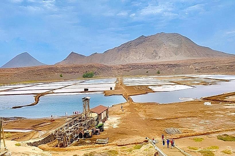 Pedra de Lume Salt Crater