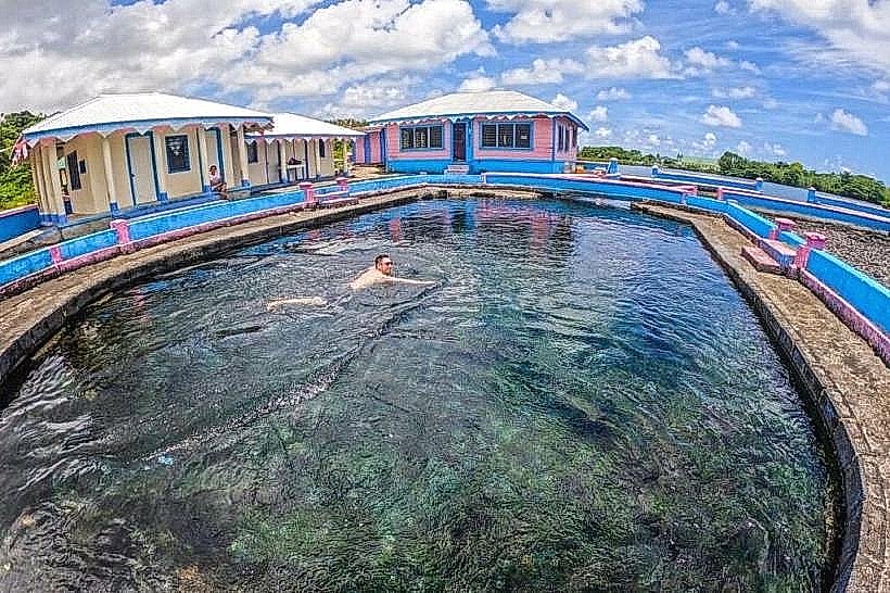 Mataolealelo Pool (Sina and the Eel Pool)