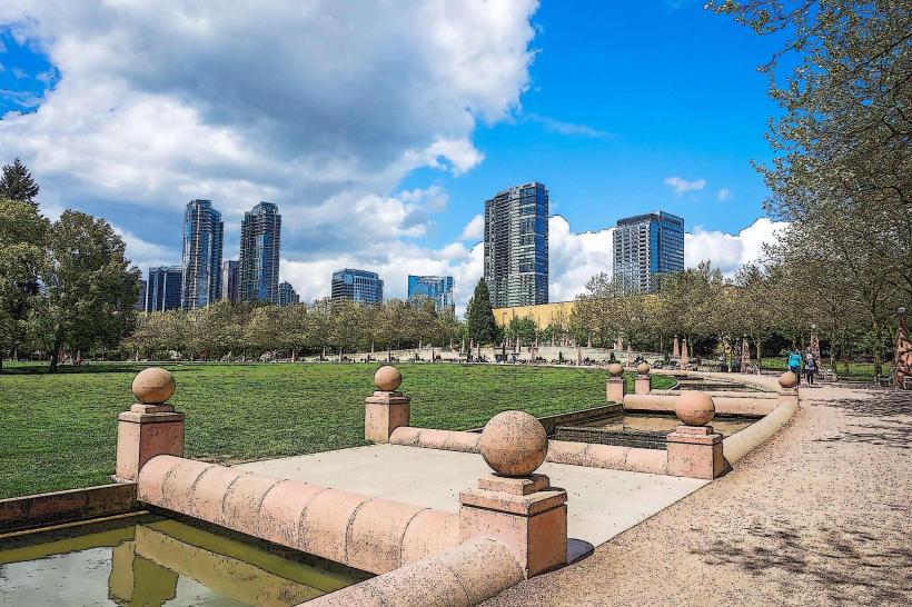 Bellevue Downtown Park