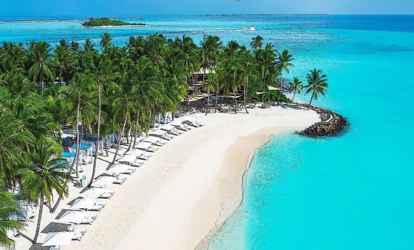 Reethi Rah Beach