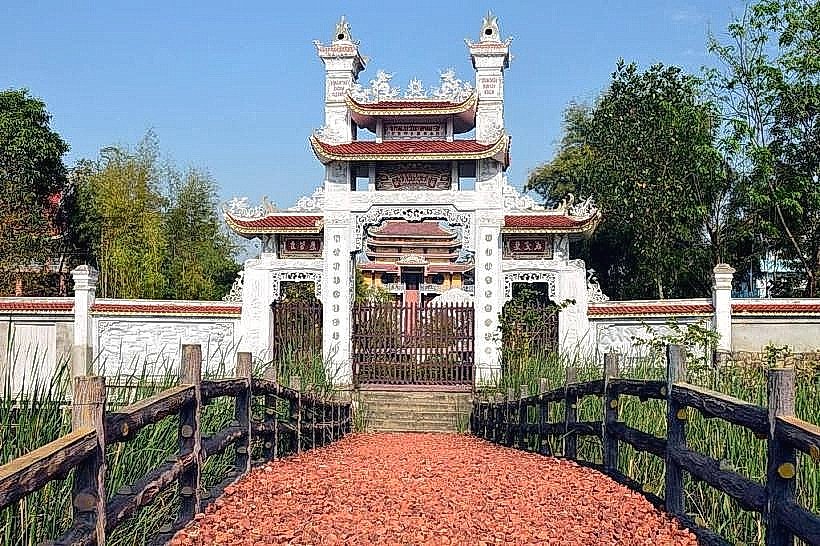 Vietnam Phat Quoc Tu