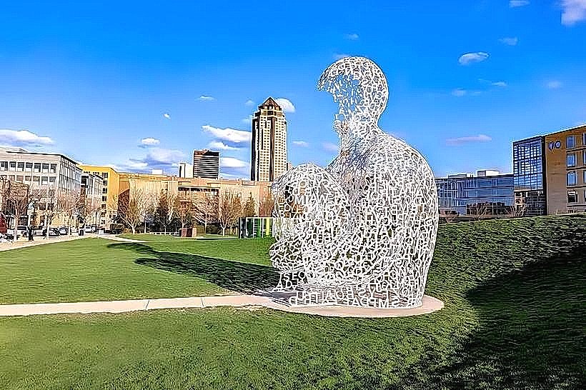 Pappajohn Sculpture Park