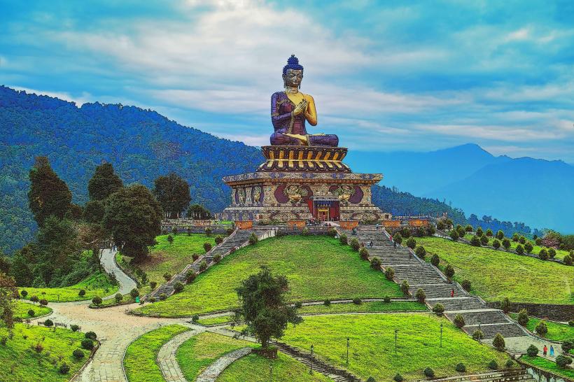 Discover India: A Journey Through Culture, Heritage, and Natural Beauty