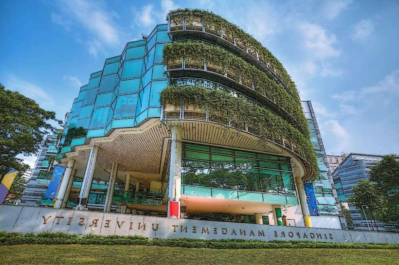 Singapore Management University (SMU)