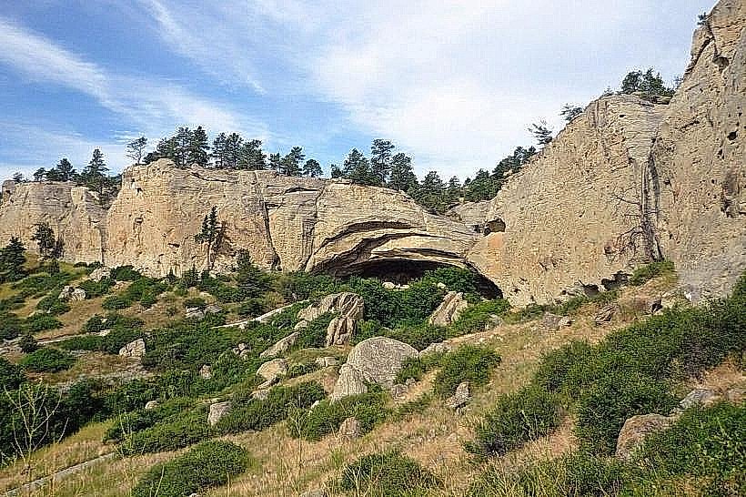 Pictograph Cave State Park