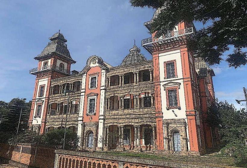 Andafiavaratra Palace