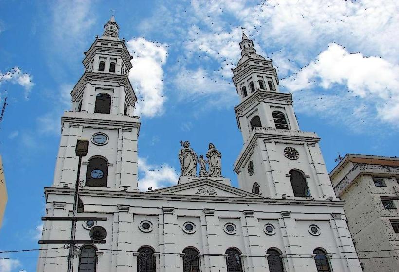 Iglesia de la Sagrada Familia