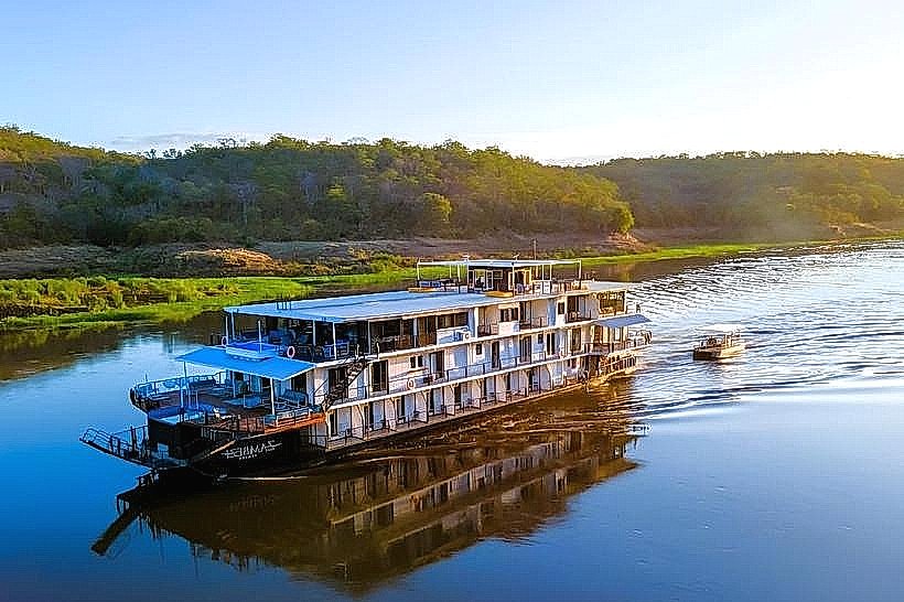 Zambezi River Cruises