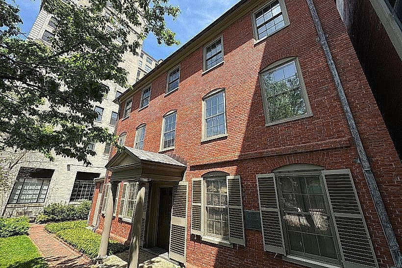 Wadsworth-Longfellow House