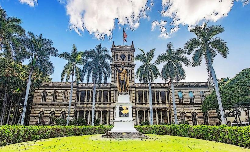 Iolani Palace