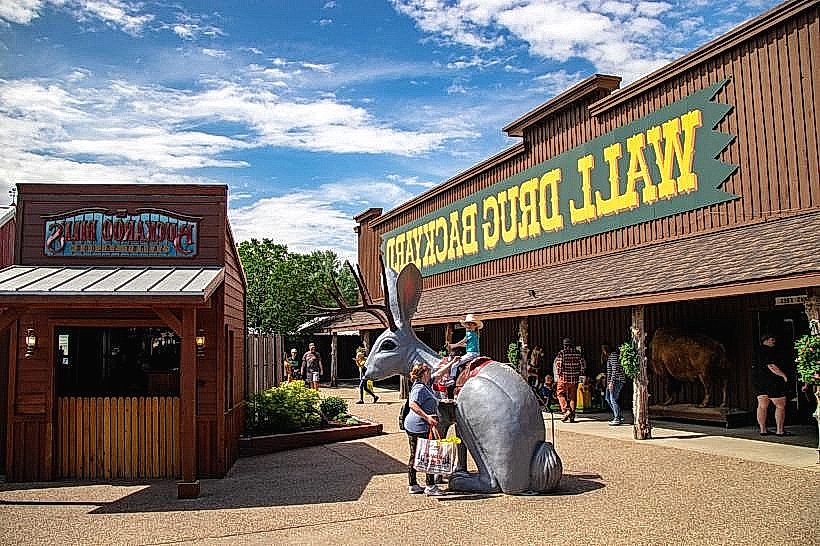 Wall Drug Store