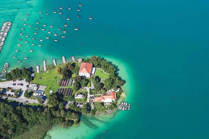 Schloss Maria Loretto