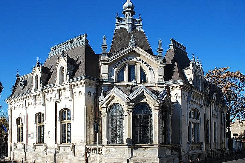 Nicolae Simache Clock Museum