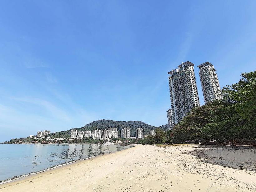 Tanjung Bungah Beach